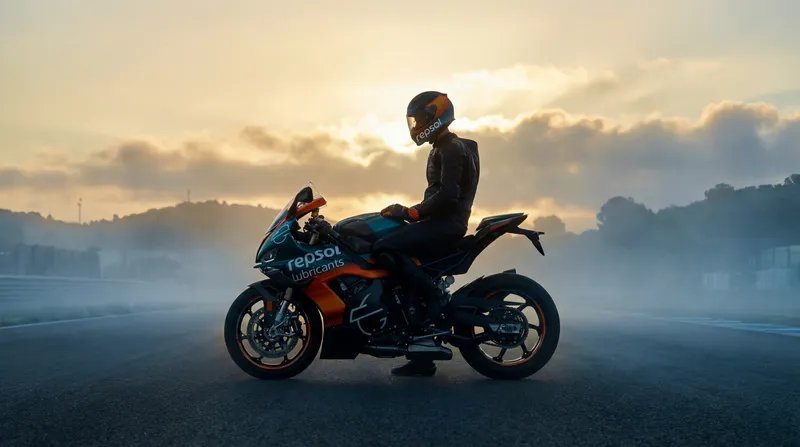 Cinematic launch system for Repsol's motorcycle lubricant range, presented at MotoGP Jerez